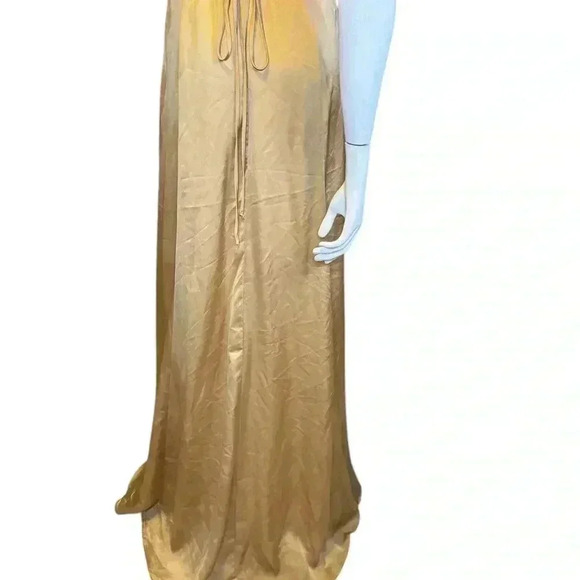 Show Me Your Mumu Godshaw Goddess Tie Back Gown True Gold Luxe Satin’s Dress. - Picture 7 of 12